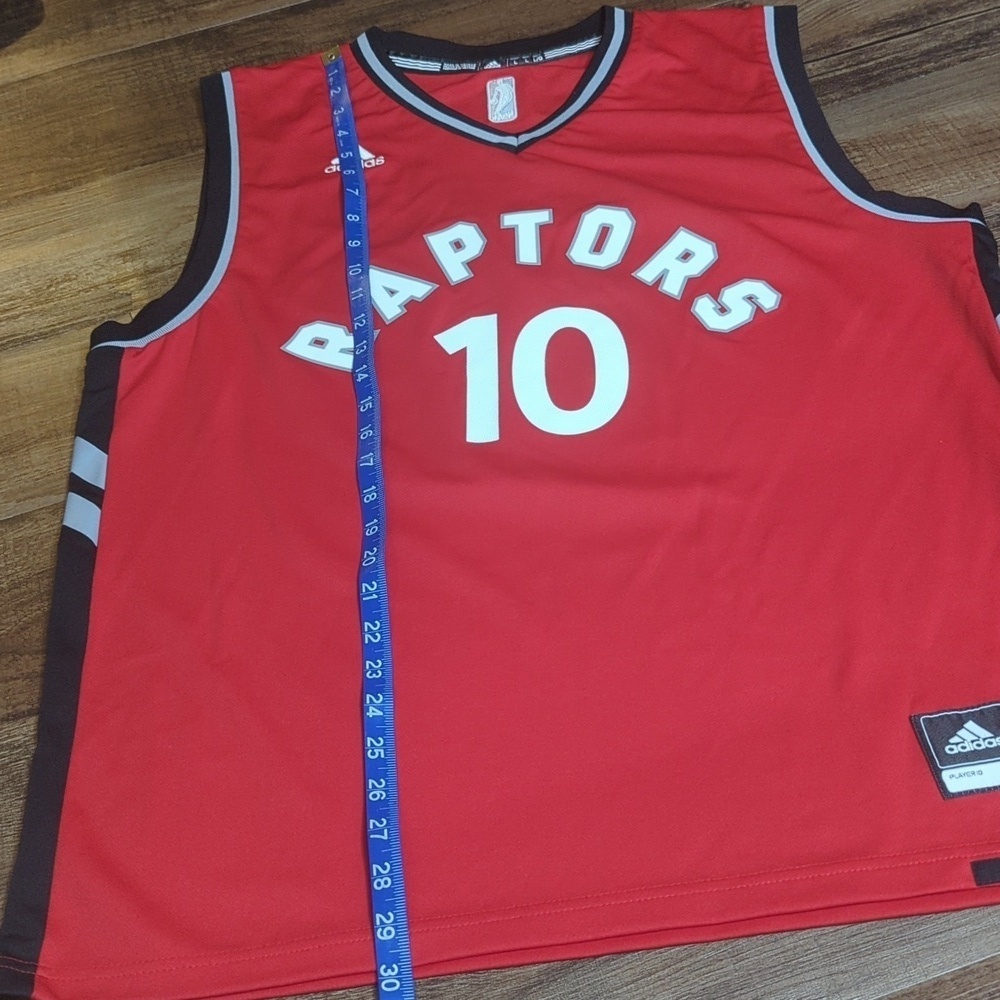 Adidas DeMar DeRozan Red Toronto Raptors #10 Jersey Size Large - Picture 9 of 9